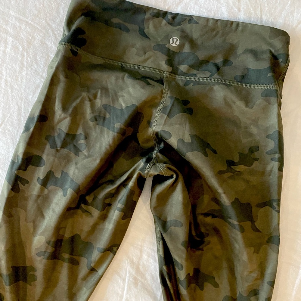 Lululemon capri legging in green camo print.